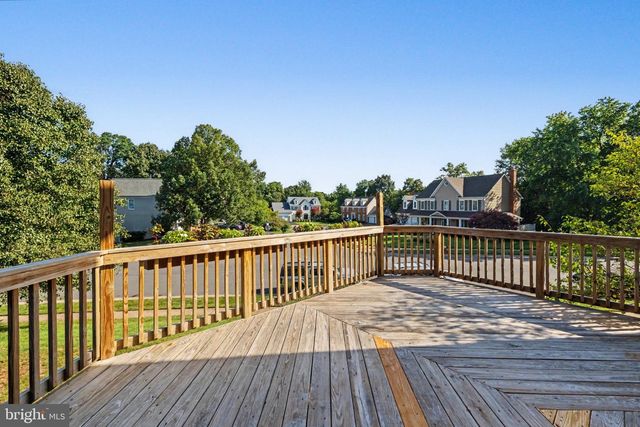 21130 WINDING BROOK SQ, Ashburn, VA 20147