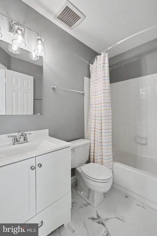 21130 WINDING BROOK SQ, Ashburn, VA 20147