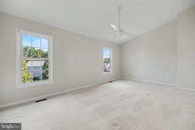 21130 WINDING BROOK SQ, Ashburn, VA 20147