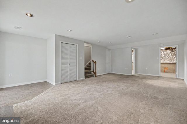 21130 WINDING BROOK SQ, Ashburn, VA 20147