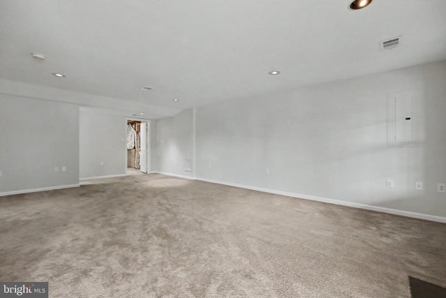 21130 WINDING BROOK SQ, Ashburn, VA 20147