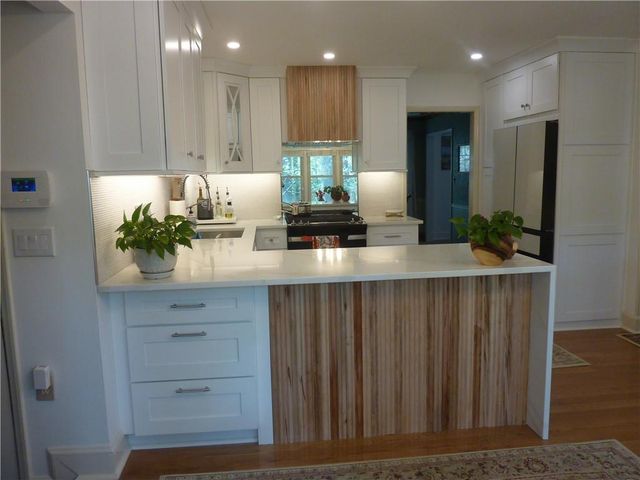 615 Lake Forest Court, Roswell, GA 30076