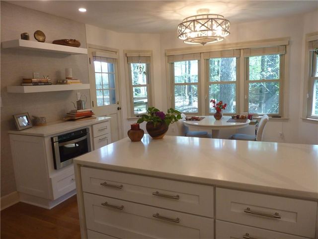 615 Lake Forest Court, Roswell, GA 30076