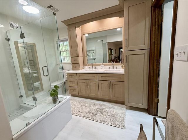 615 Lake Forest Court, Roswell, GA 30076