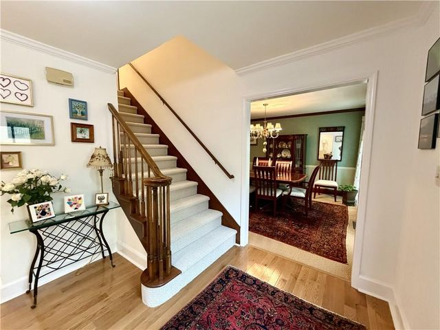 615 Lake Forest Court, Roswell, GA 30076