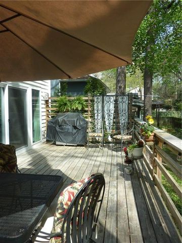 615 Lake Forest Court, Roswell, GA 30076