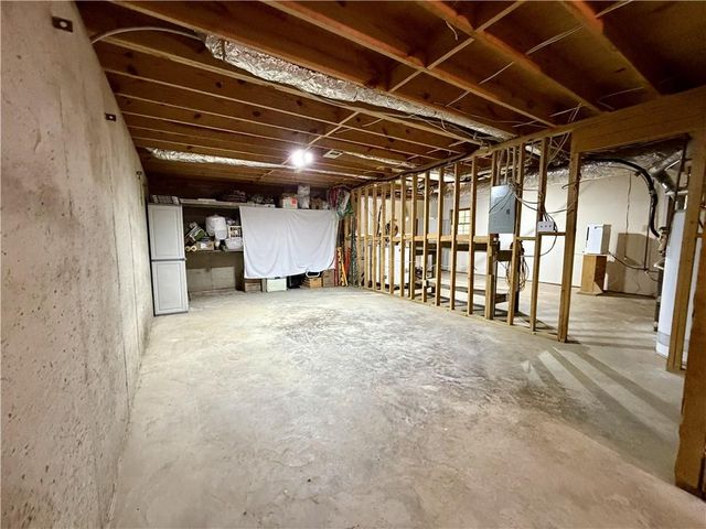 615 Lake Forest Court, Roswell, GA 30076