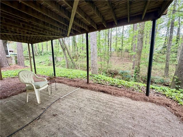 615 Lake Forest Court, Roswell, GA 30076