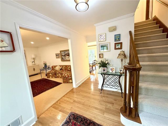 615 Lake Forest Court, Roswell, GA 30076