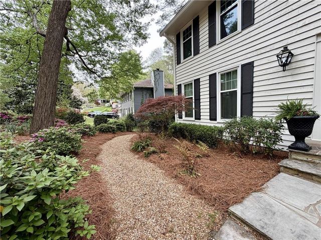 615 Lake Forest Court, Roswell, GA 30076