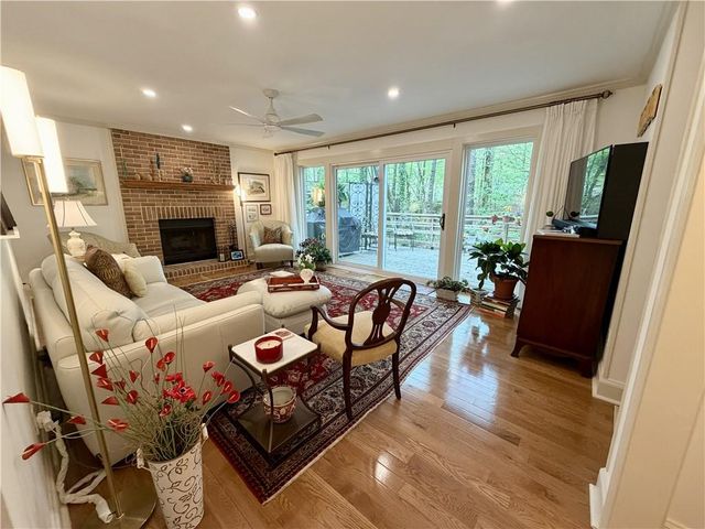 615 Lake Forest Court, Roswell, GA 30076