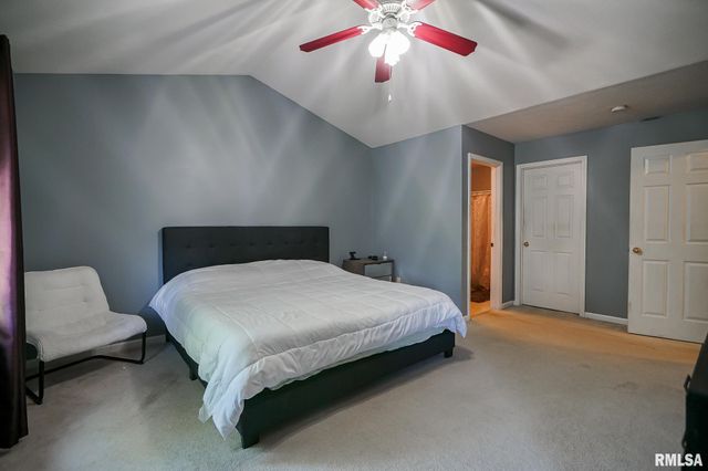 4209 W CARROUSEL Lane, Peoria, IL 61615