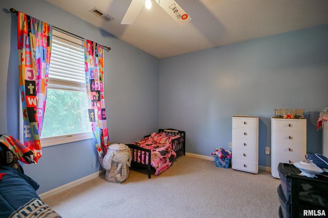 4209 W CARROUSEL Lane, Peoria, IL 61615