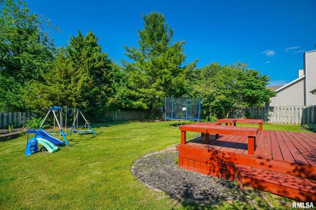 4209 W CARROUSEL Lane, Peoria, IL 61615