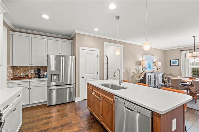 1825 Springcrest Drive, Kernersville, NC 27284