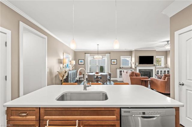 1825 Springcrest Drive, Kernersville, NC 27284