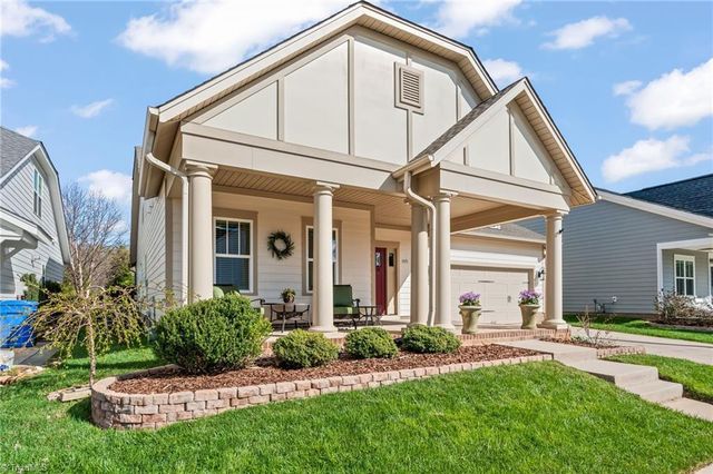 1825 Springcrest Drive, Kernersville, NC 27284