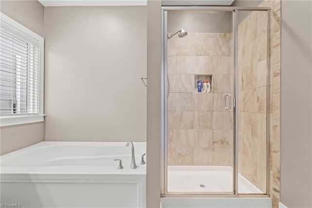 1825 Springcrest Drive, Kernersville, NC 27284