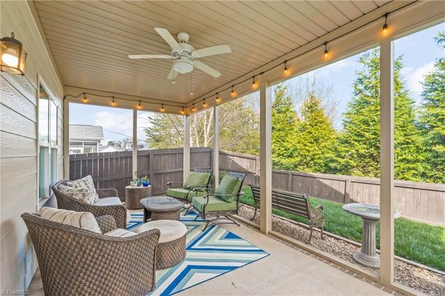 1825 Springcrest Drive, Kernersville, NC 27284