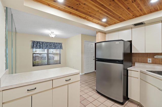 950 S Kanner Highway 402, Stuart, FL 34994