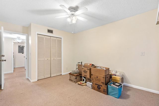 950 S Kanner Highway 402, Stuart, FL 34994