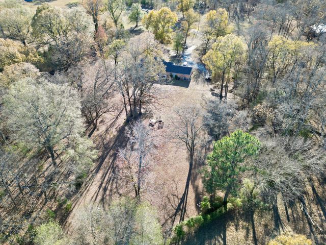 152 County Road 45850, Blossom, TX 75416