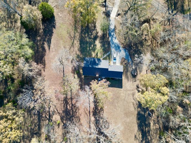 152 County Road 45850, Blossom, TX 75416