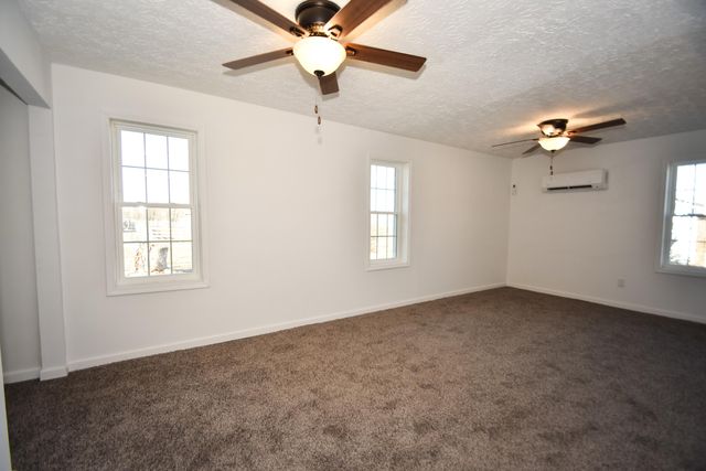 62 Hughes Fork Road, Mckee, KY 40447