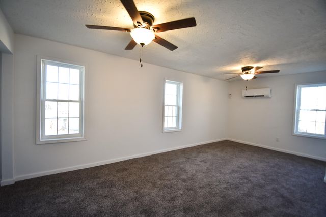 62 Hughes Fork Road, Mckee, KY 40447