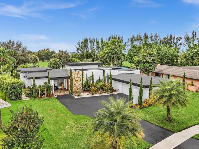 3210 Medinah Circle E, Lake Worth, FL 33467