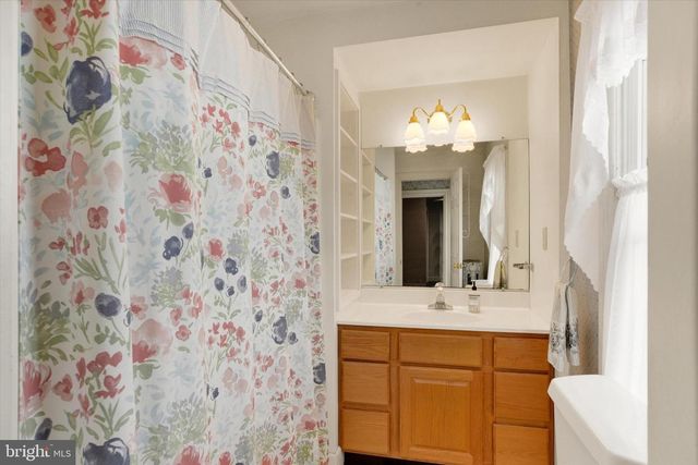 118 E KELLER ST, Mechanicsburg, PA 17055