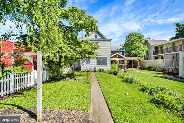 118 E KELLER ST, Mechanicsburg, PA 17055