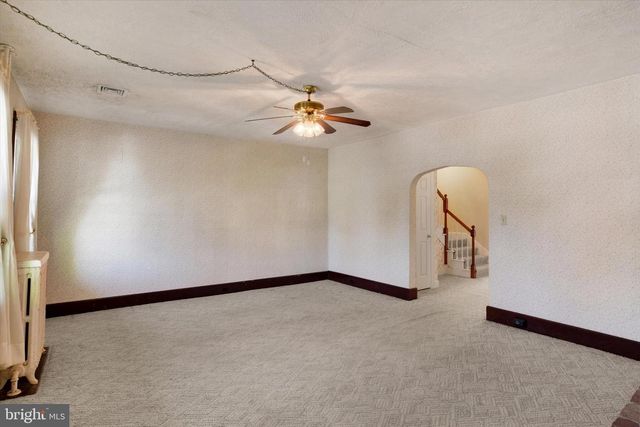 118 E KELLER ST, Mechanicsburg, PA 17055