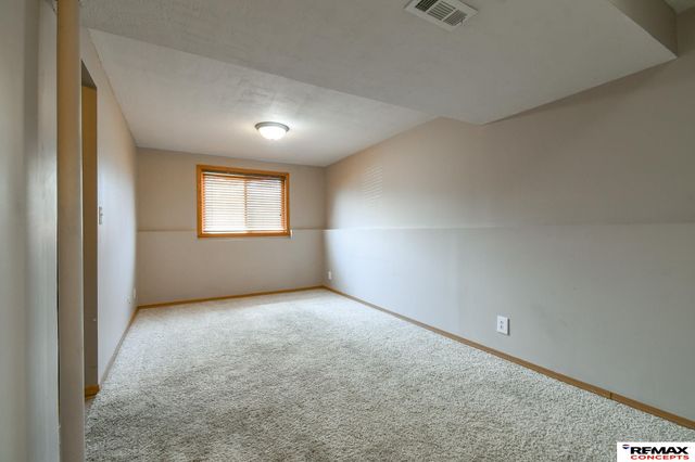 5306 W Cleveland Avenue, Lincoln, NE 68524