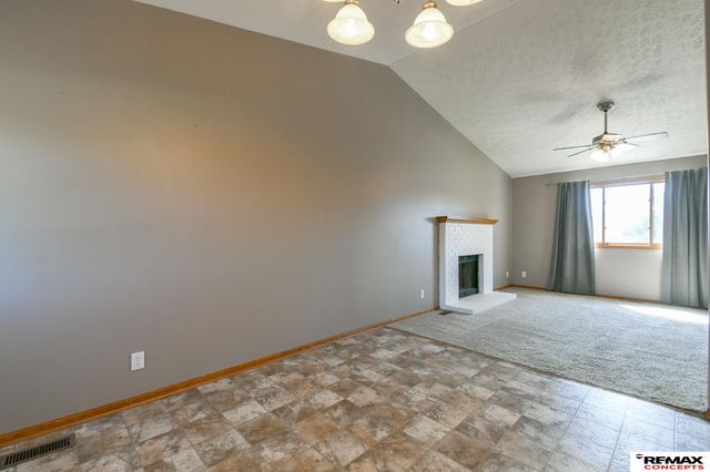 5306 W Cleveland Avenue, Lincoln, NE 68524