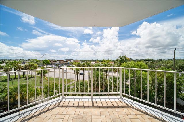 16710 NE 9th Ave 410, North Miami Beach, FL 33162