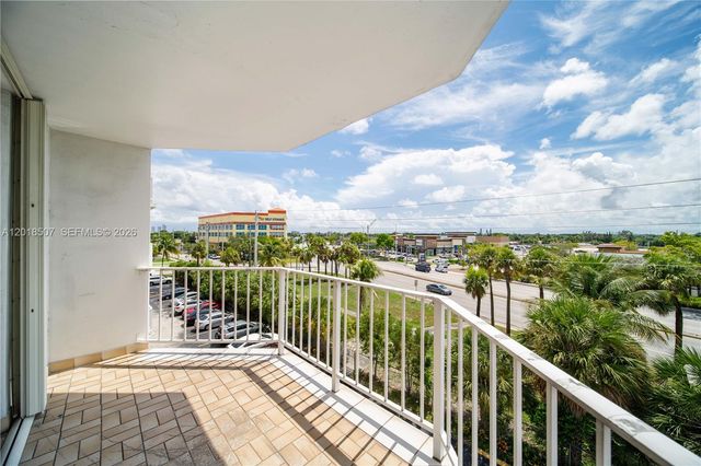 16710 NE 9th Ave 410, North Miami Beach, FL 33162