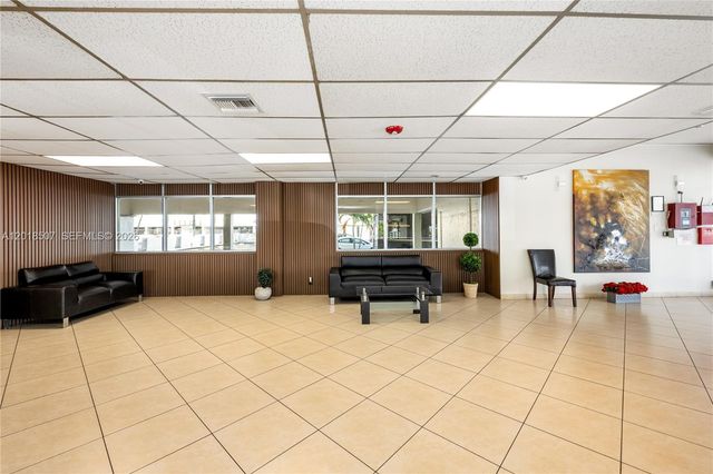 16710 NE 9th Ave 410, North Miami Beach, FL 33162