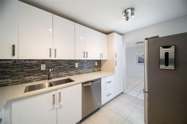 16710 NE 9th Ave 410, North Miami Beach, FL 33162