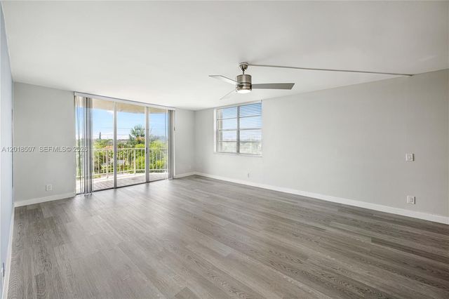 16710 NE 9th Ave 410, North Miami Beach, FL 33162