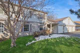 235 Crestview Drive A, Wauconda, IL 60084
