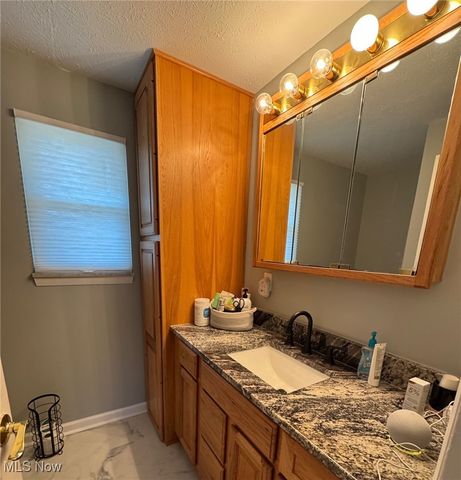 7046 E Jefferson Drive, Mentor, OH 44060