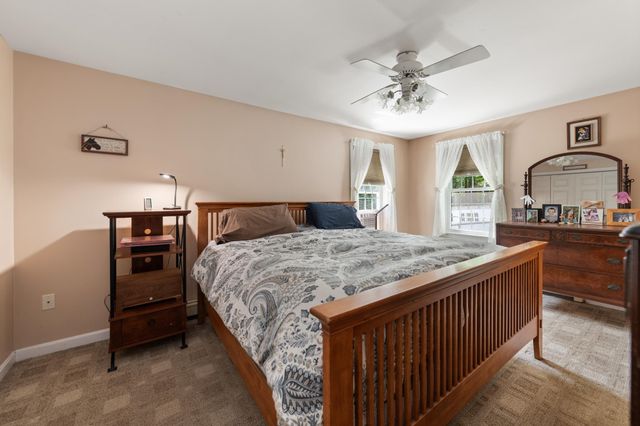 56 Barry Highlands Road, Danbury, NH 03230
