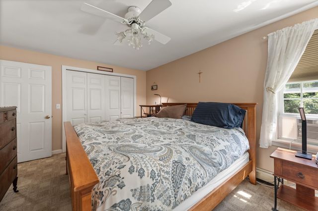 56 Barry Highlands Road, Danbury, NH 03230