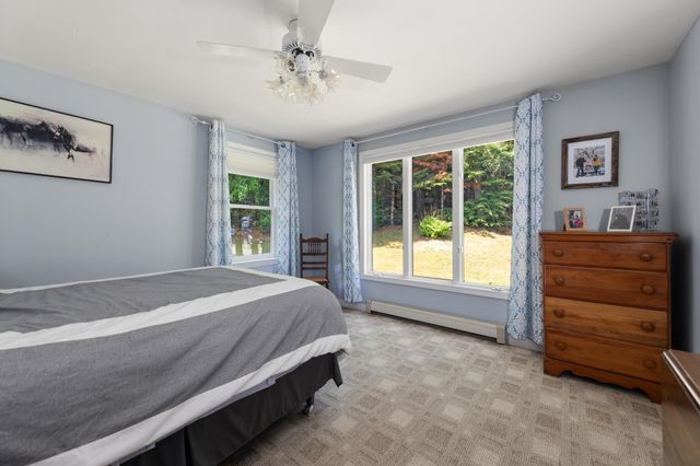 56 Barry Highlands Road, Danbury, NH 03230
