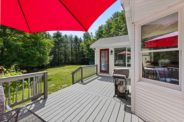 56 Barry Highlands Road, Danbury, NH 03230
