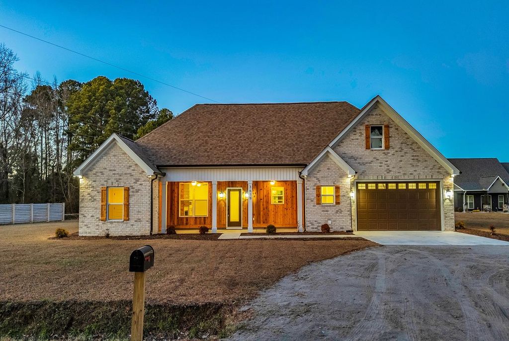 3619 Allentown Dr., Conway, SC 29526