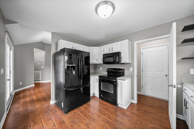 709 Arrowfield Dr, Clarksville, TN 37042