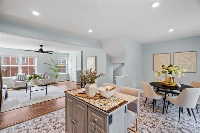 703 Lakeview CV, Smithfield, VA 23430