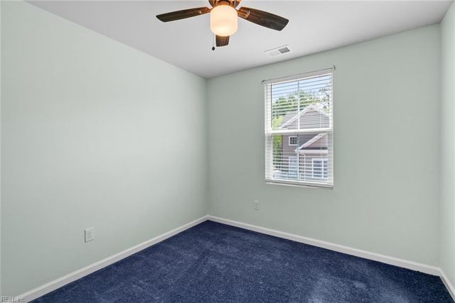 703 Lakeview CV, Smithfield, VA 23430